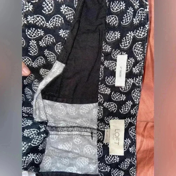 Loft Women’s Size 16 Pineapple Shorts - Picture 3 of 8